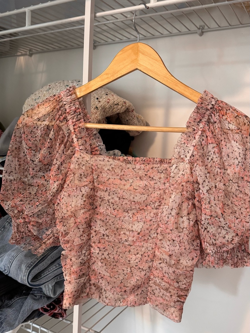 H&M Pink Floral Smocked Puff-Sleeve Crop Top